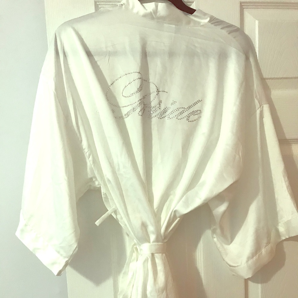 Bride robe from icing